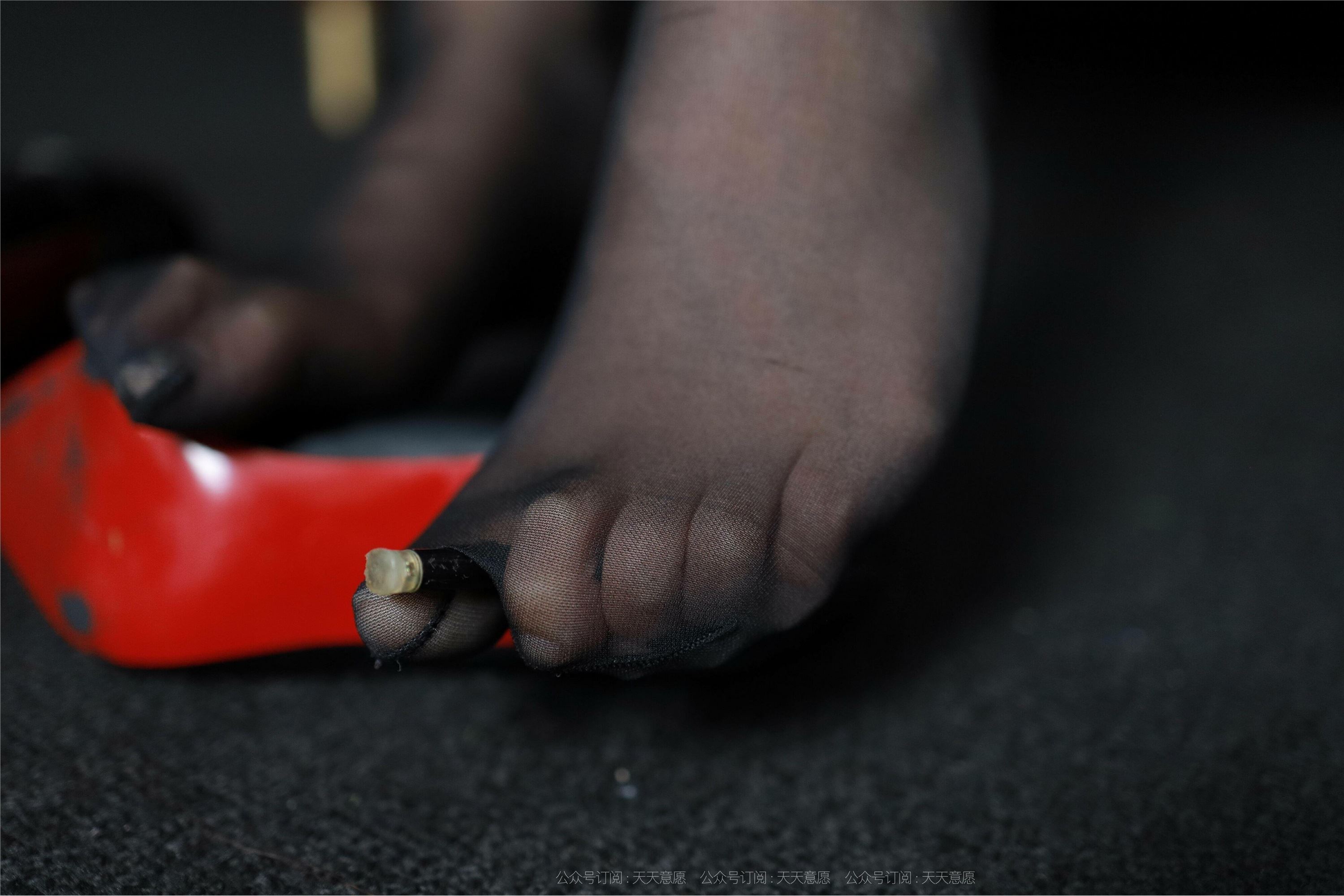 IESS异思趣向  2021.10.19 丝享家952：秋秋《时尚职业装》